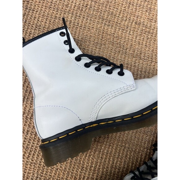 Dr. Doc Martens Air Wave 1460 Smooth Leather Boots - Picture 12 of 16